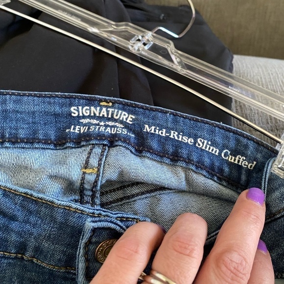 Ladies signature Levi’s mid rise slim cuff denim jeans - Picture 4 of 4